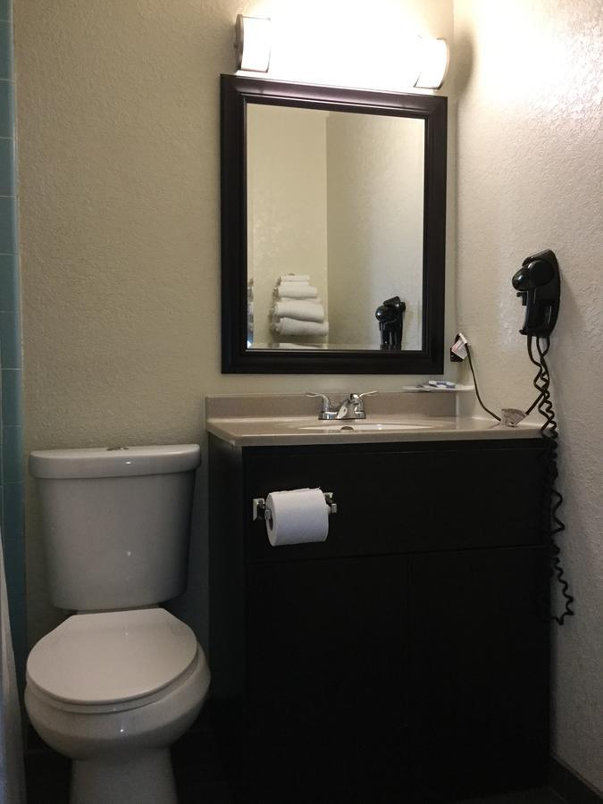 Best Motel Толедо Экстерьер фото